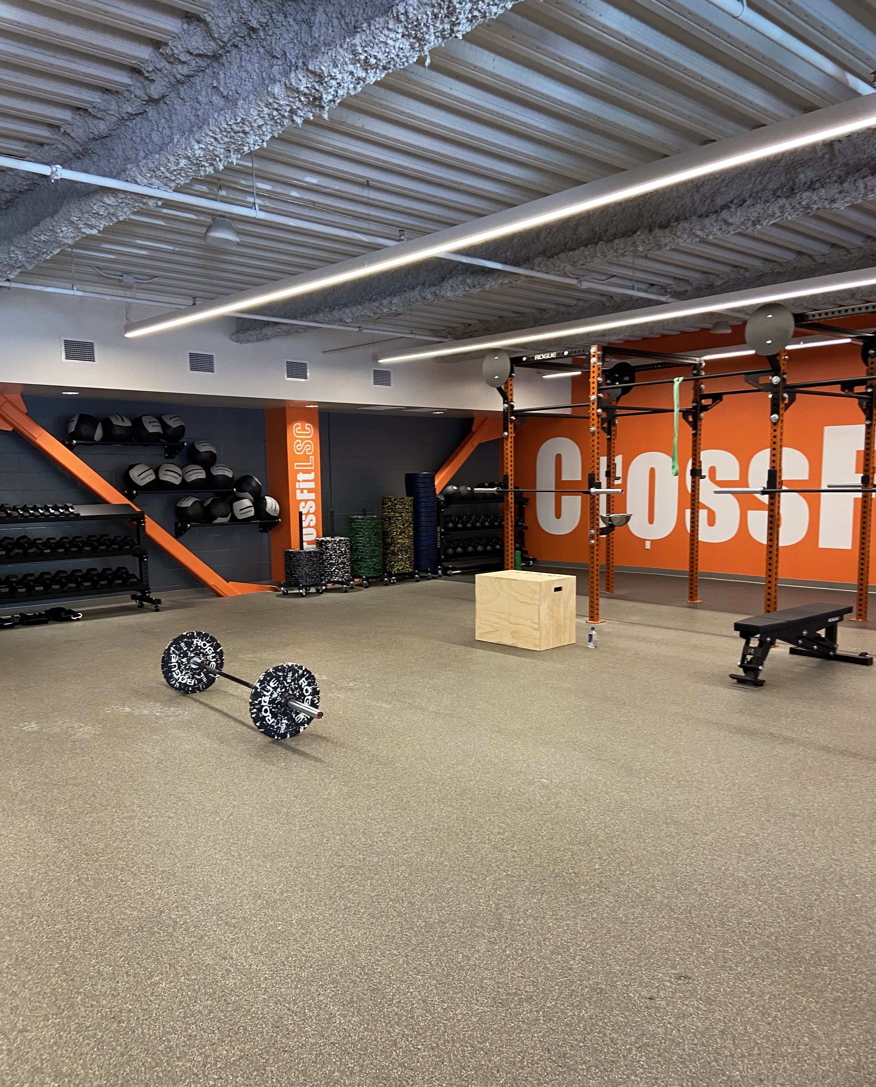 Interior CrossFit LSC Photo